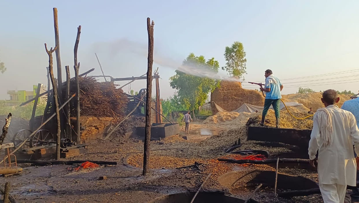 Sugarcane winch caught fire due to short circuit