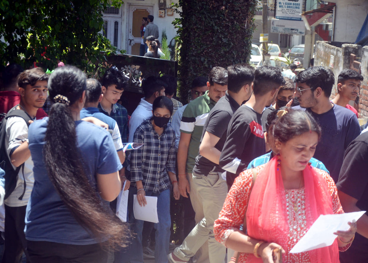 There was chaos in the examination center made for the entrance examination of HPTU