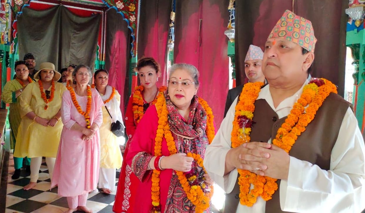 King of Nepal visited Ramlala