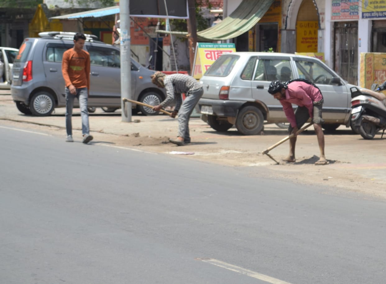 40 roads will improve in the district, repair started