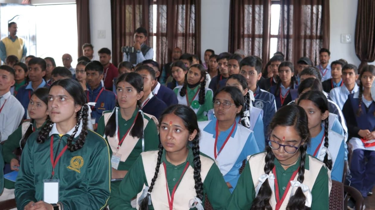 Three day science outreach program started in Gangolihat