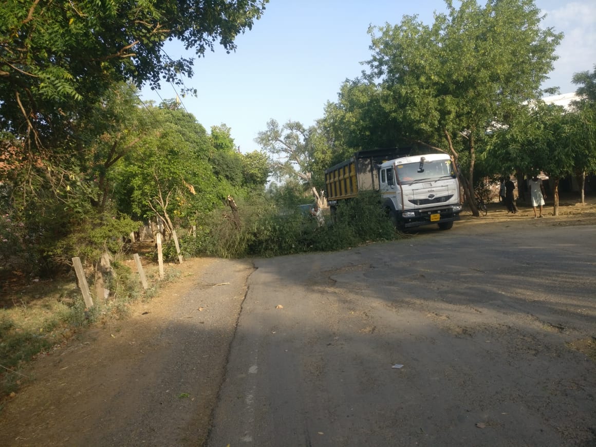 Trees uprooted in strong storm, electricity stopped in many villages