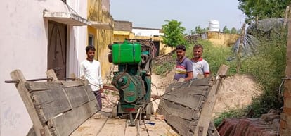 Feeder will be closed for many days in Asafpur area, people are working by running generator
