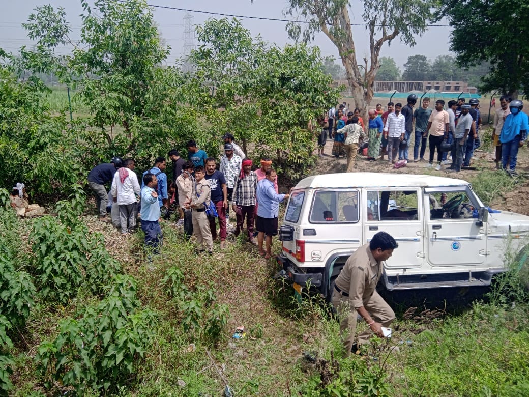 Max accident in Banbasa, one killed, nine injured