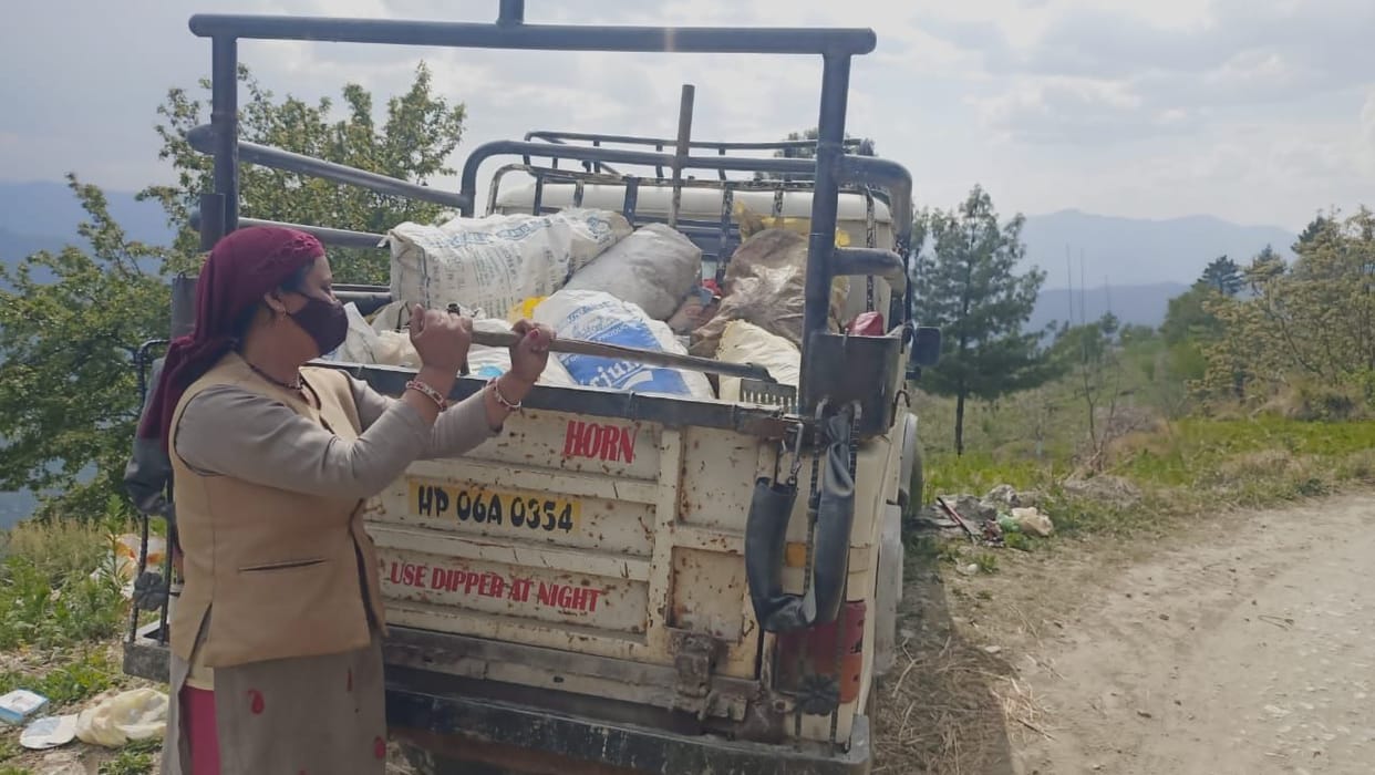 Initiative of Dansa Panchayat, garbage will be picked up from village to village