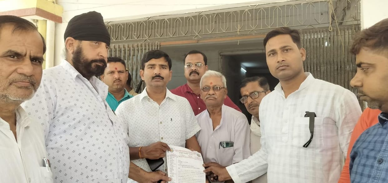Traders oppose GST raid