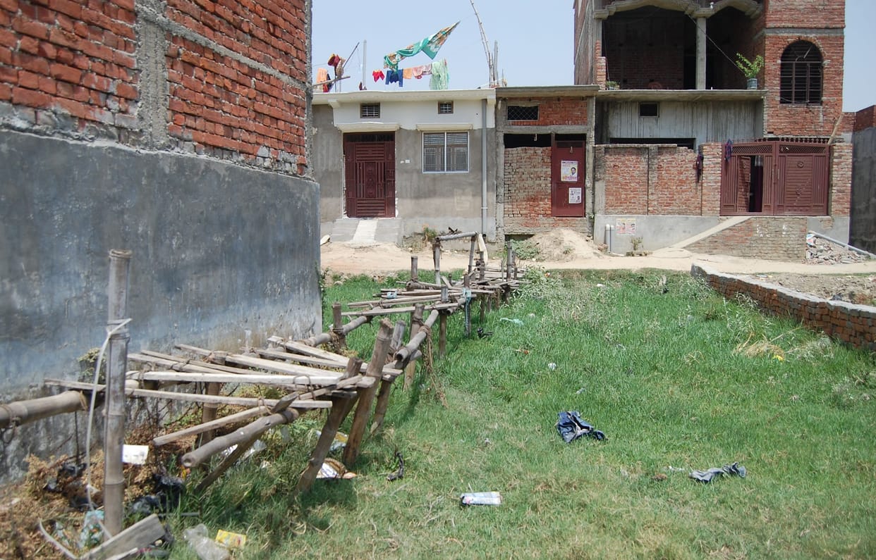 If there is no drain in the locality then how will the drainage
