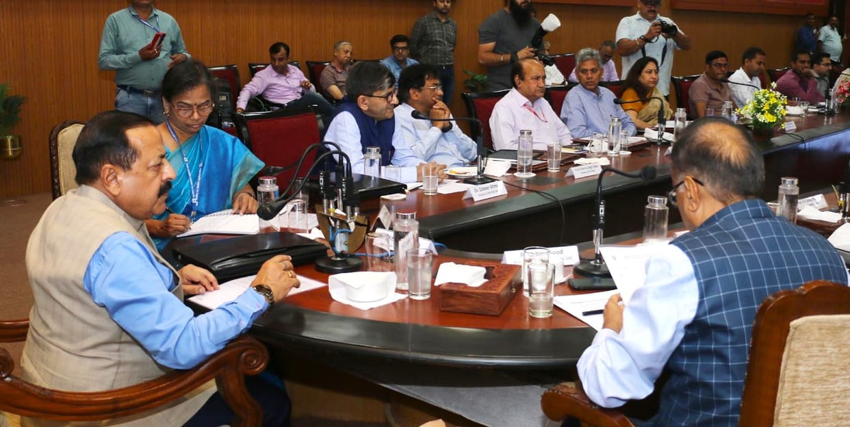 Roadmap will be prepared for research work between universities and institutes