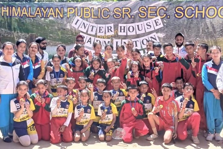 Vihaan, Umang, Akhilesh, Riya winner in Badminton