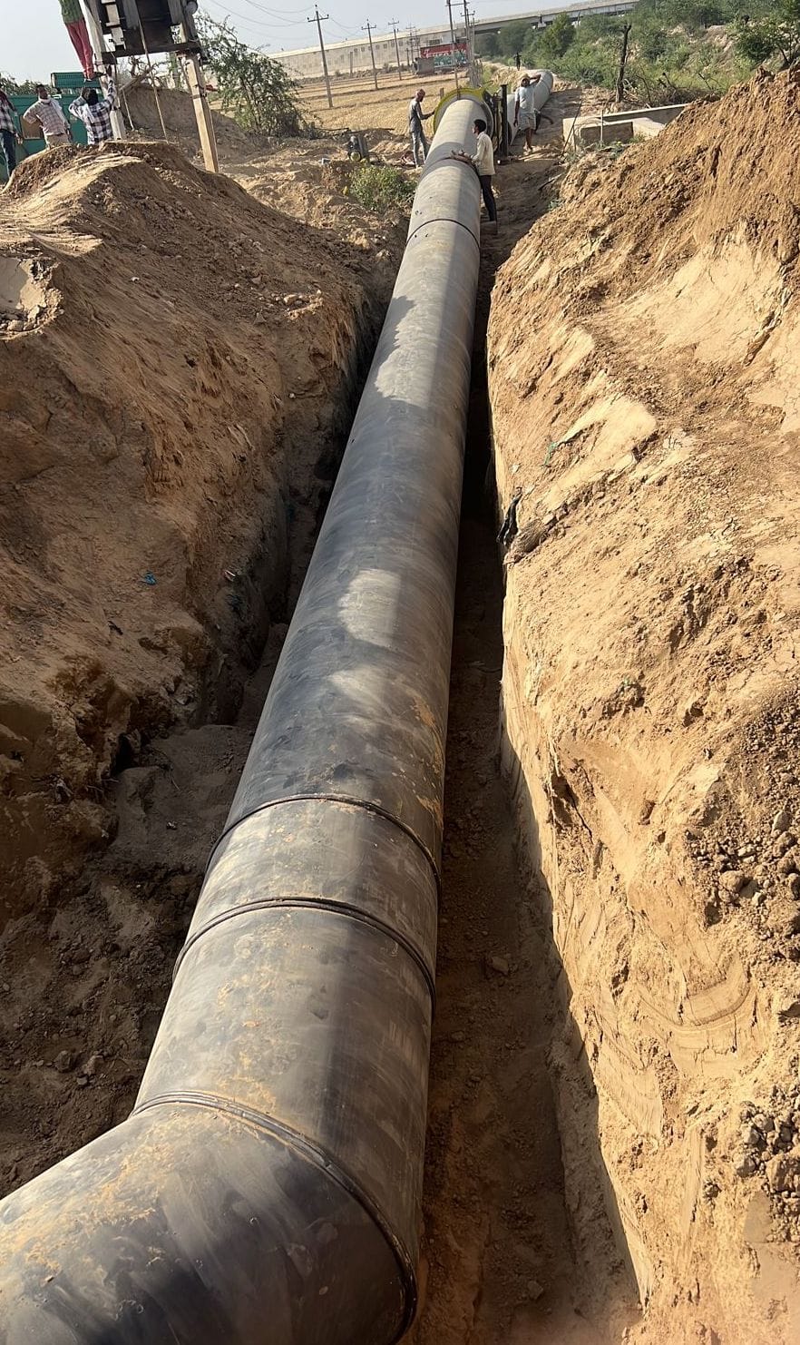 NHAI gave NOC, the work of laying pipeline started on Hisar Road