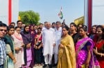 हाथ से हाथ जोड़ो अभियान के दौरान लोगों से मिलते पूर्व सीएम भूपेंद्र सिंह हुड्डा । विज्ञप्ति
