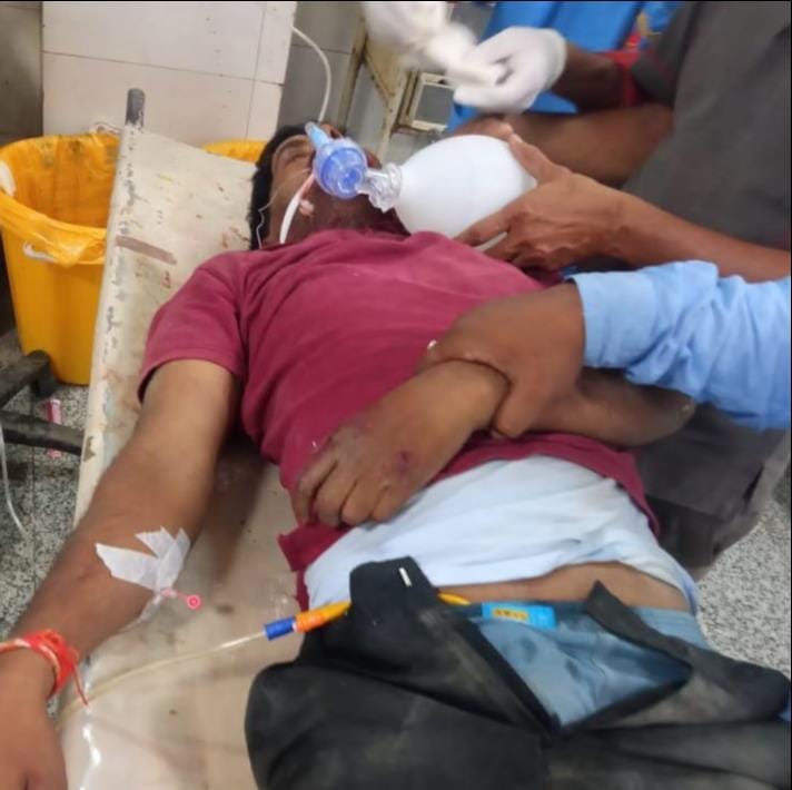 Pickup ran over five people of the same family, one died