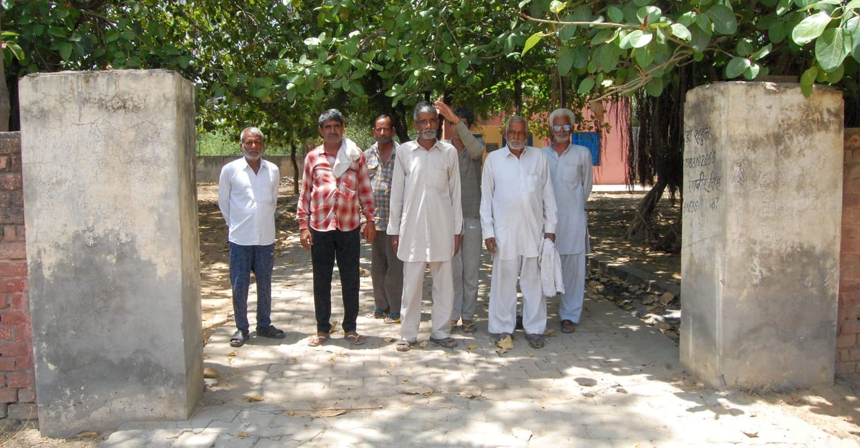 Freedom fighters and martyr's village Dhingsara is struggling with drinking water problem