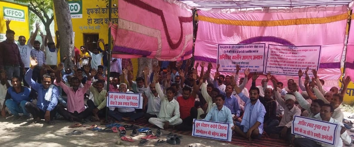 Villagers sitting on hunger strike for restoration of Calora-Barwana road