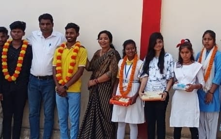 Medals and prizes for the meritorious