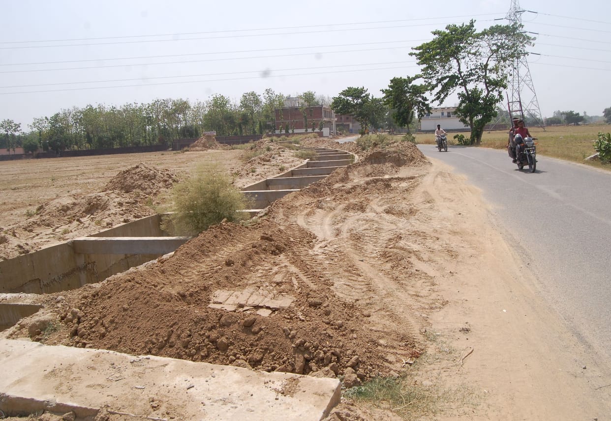 Big work could not be done on big drain, locality and government offices will drown