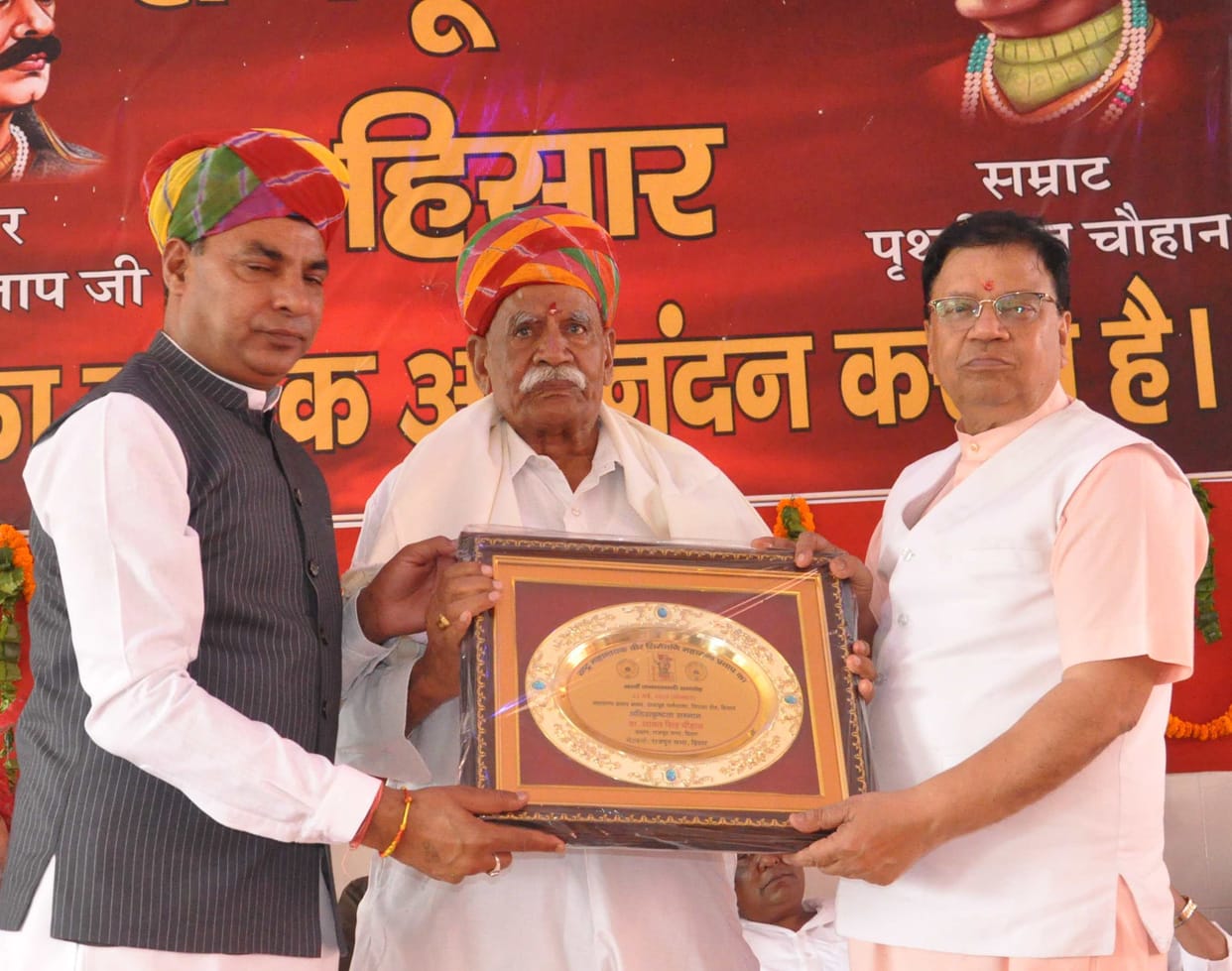 We are being taught Akbar the Great, why is it great, need to change history: Dr. Gupta