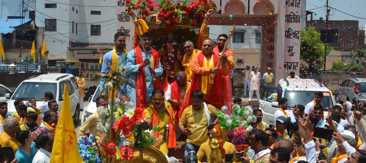 Flowers showered on Lord Parshuram's procession