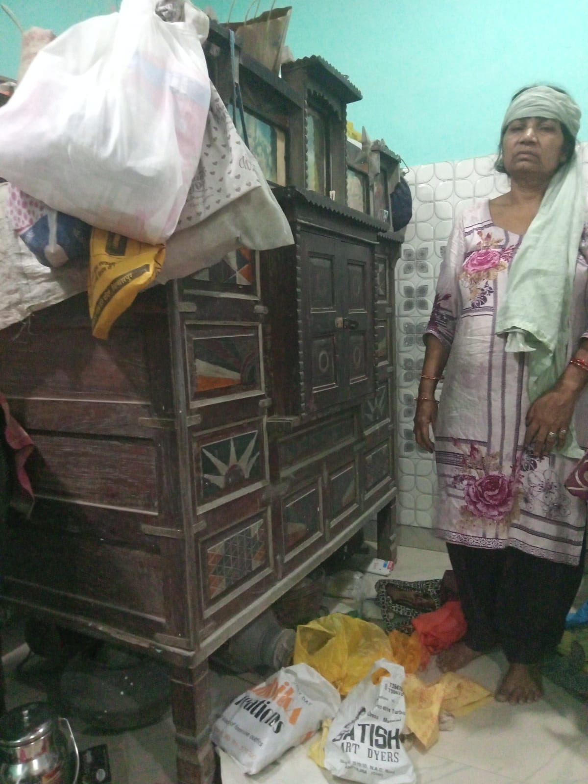 30 lakh cash and 30 tola gold jewelery kept for daughter's marriage stolen