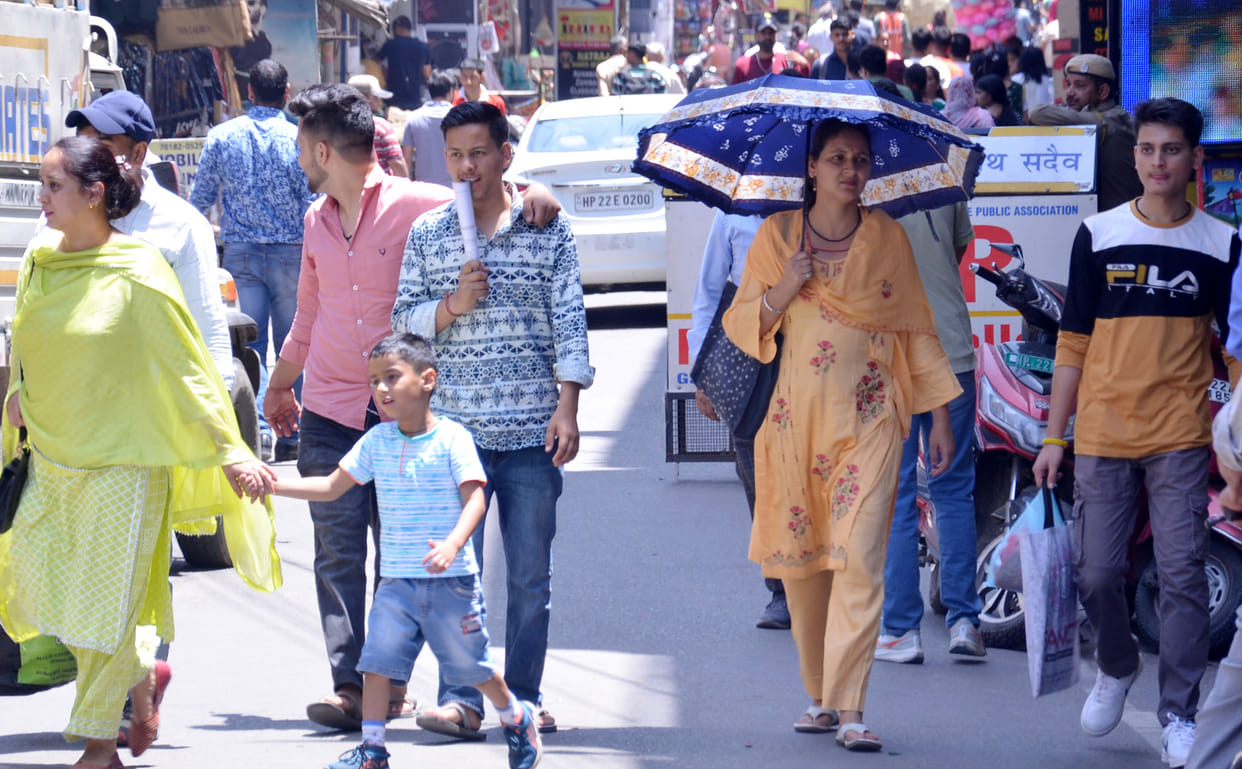 Stinging, burning heat in Hamirpur, temperature crossed 39 degree Celsius