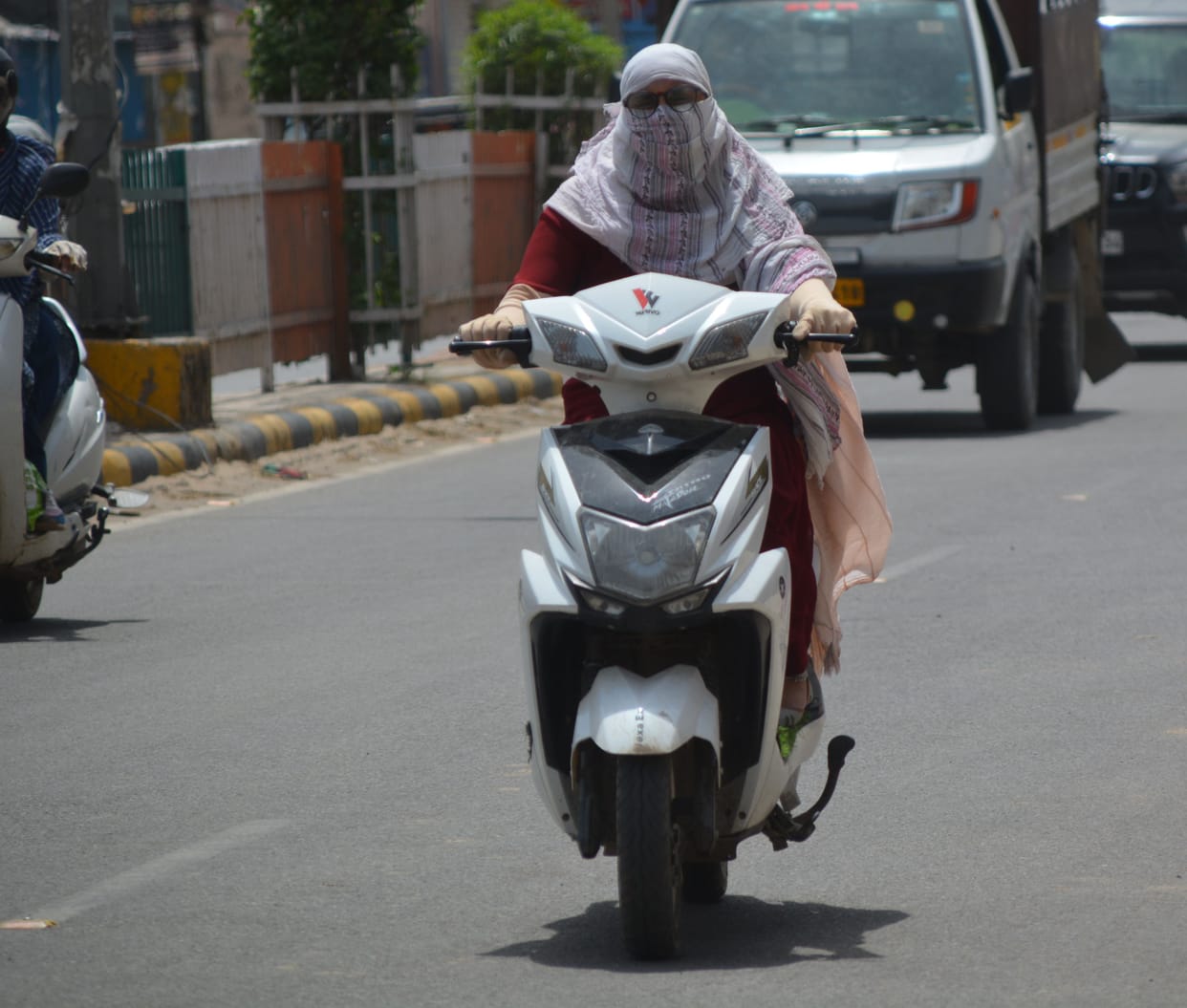 Temperature @ 43 degree, maximum level of pollution reached 500 AQI