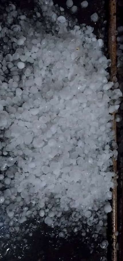 thunderstorm with hail