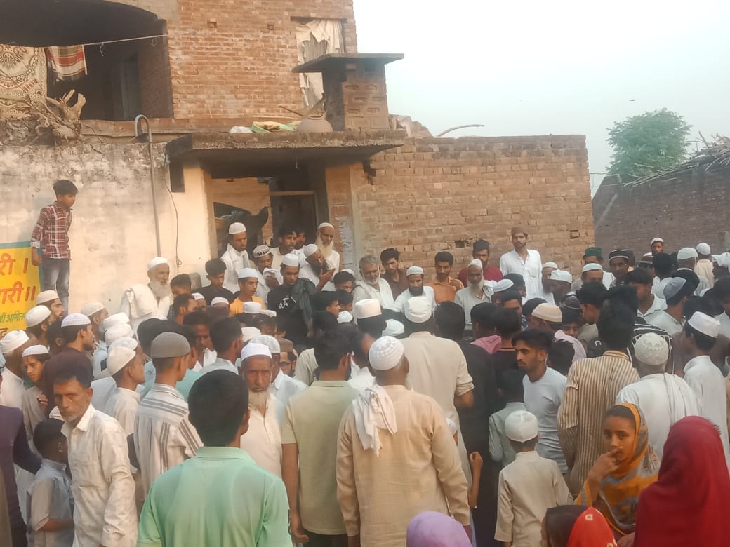 The family is very poor, Arshad has 10 children, there was a lot of uproar