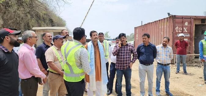 नेशनल हाईवे निर्माण में सरकार करेंगी पूर्ण सहयोग : मंत्री विक्रमादित्य सिंह