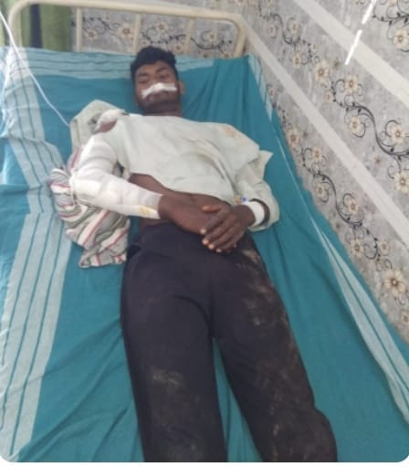Guldar became violent in Dhampur, attacked the farmer