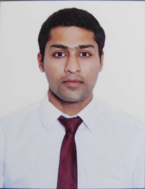 Doctor couple's son became officer by taking 166th rank in Civil Services Examination