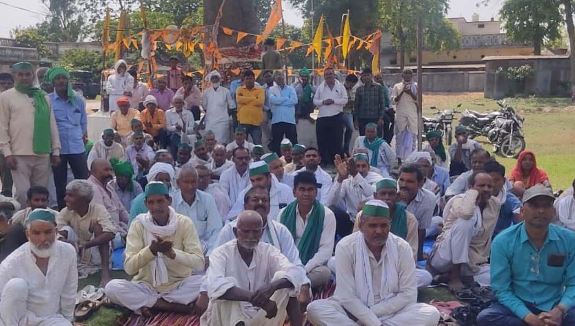 Bhakiyu did panchayat for payment of sugarcane price