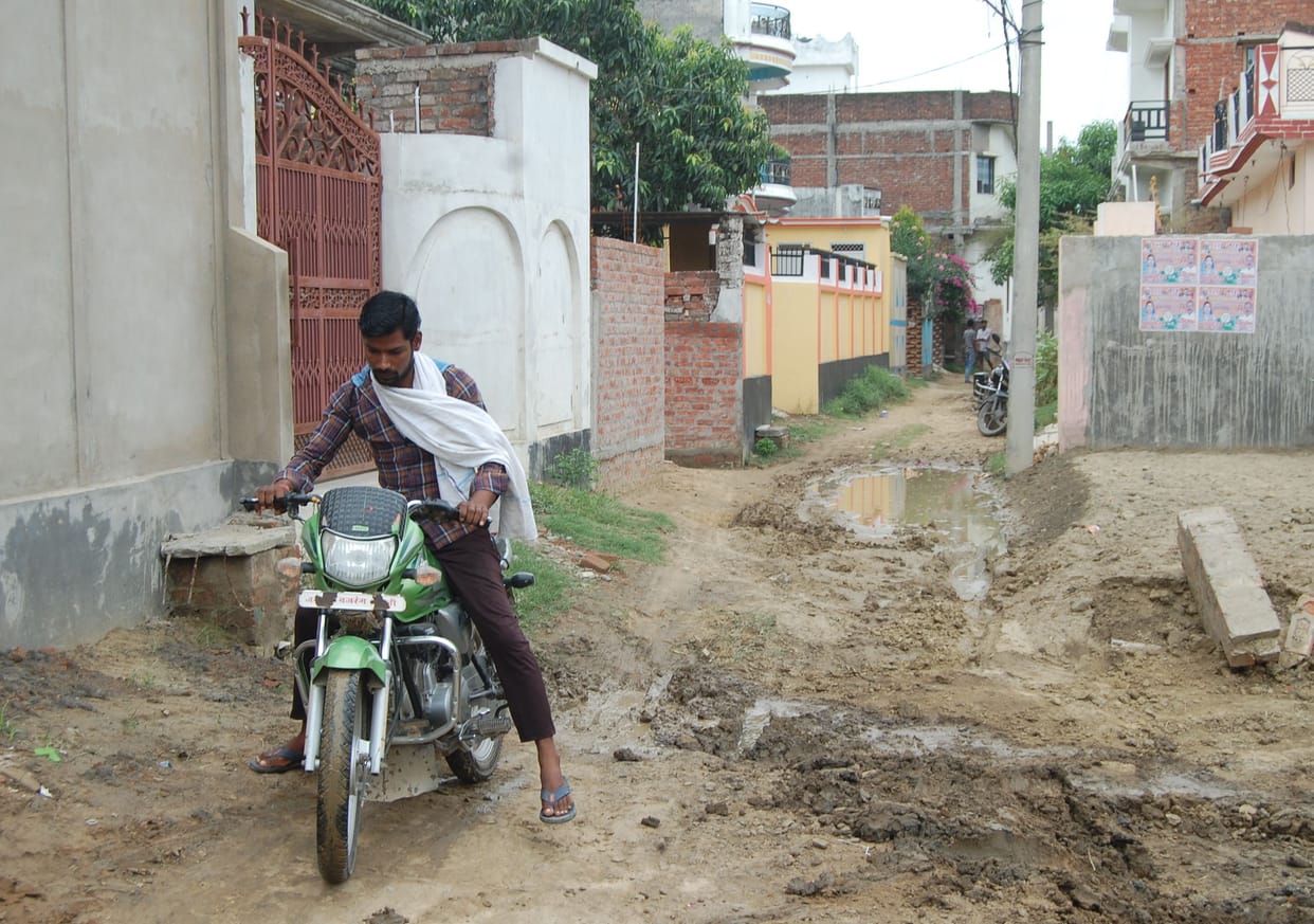 The people of Danopur and Chatni Garhi localities get scared due to the sound of rain
