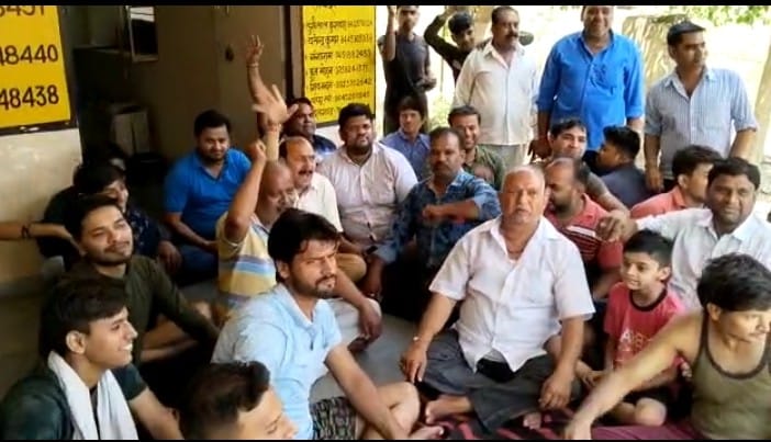 Anger erupted over the problem of low voltage, picketing at the power station