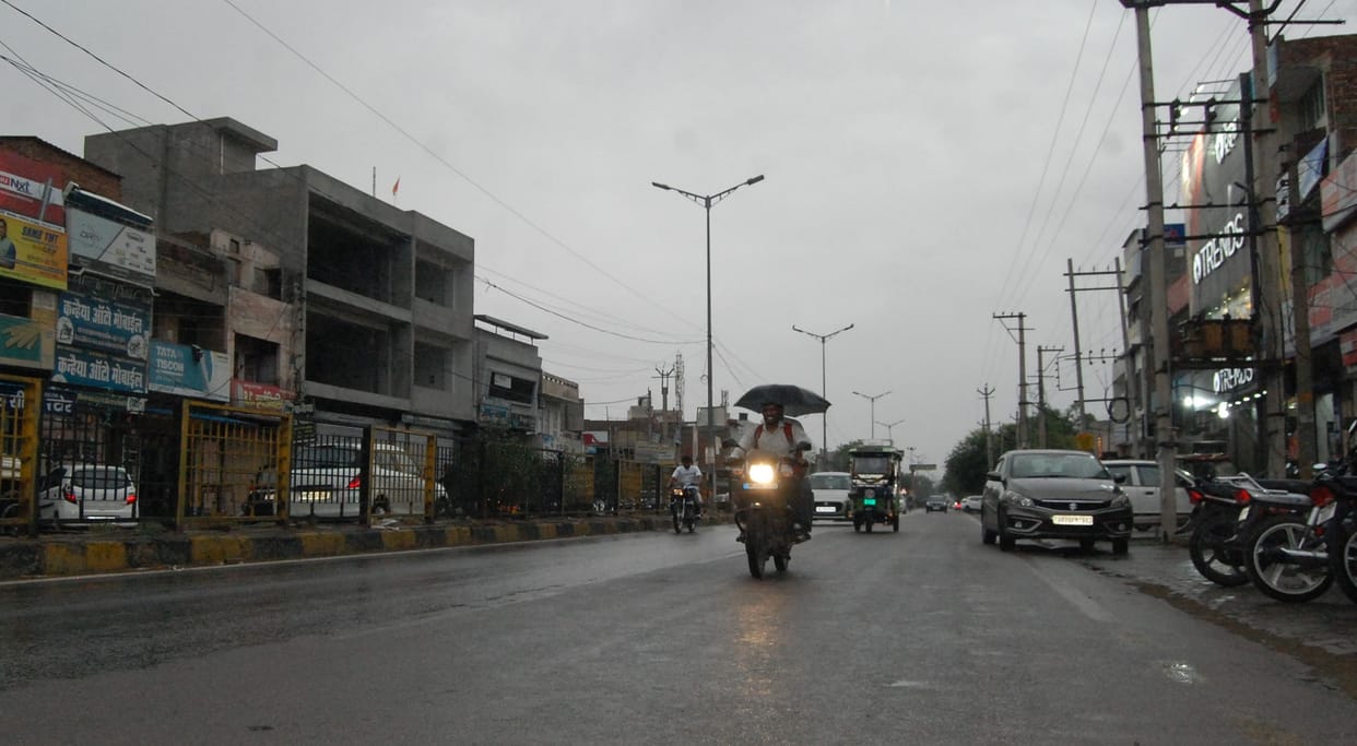 Black clouds prevailed on the first day of Nautpa, hail fell in village Alikan