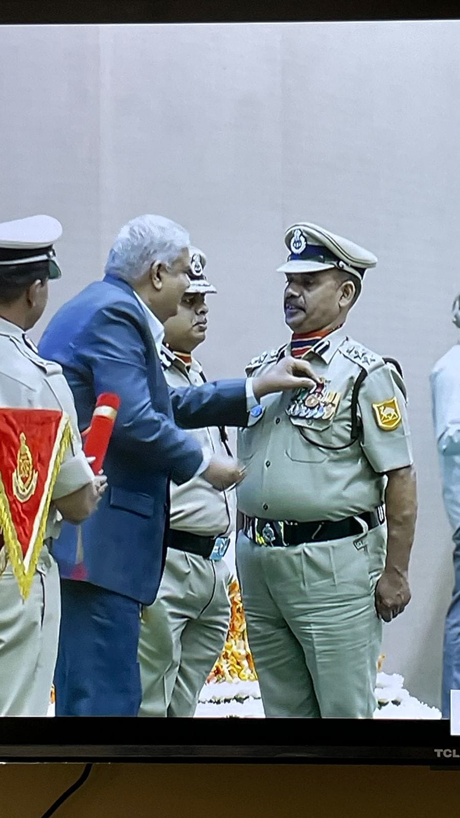Vice President awarded gallantry medal to BSF commandant resident of Kairana