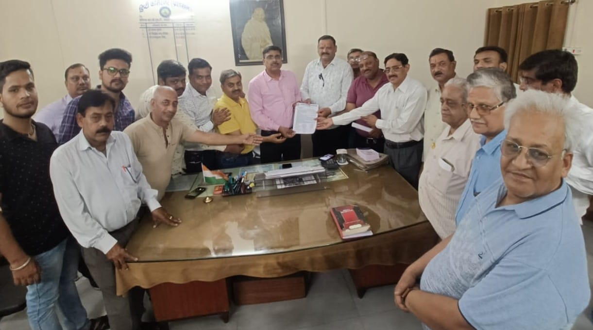 Traders submitted memorandum against GST survey raids