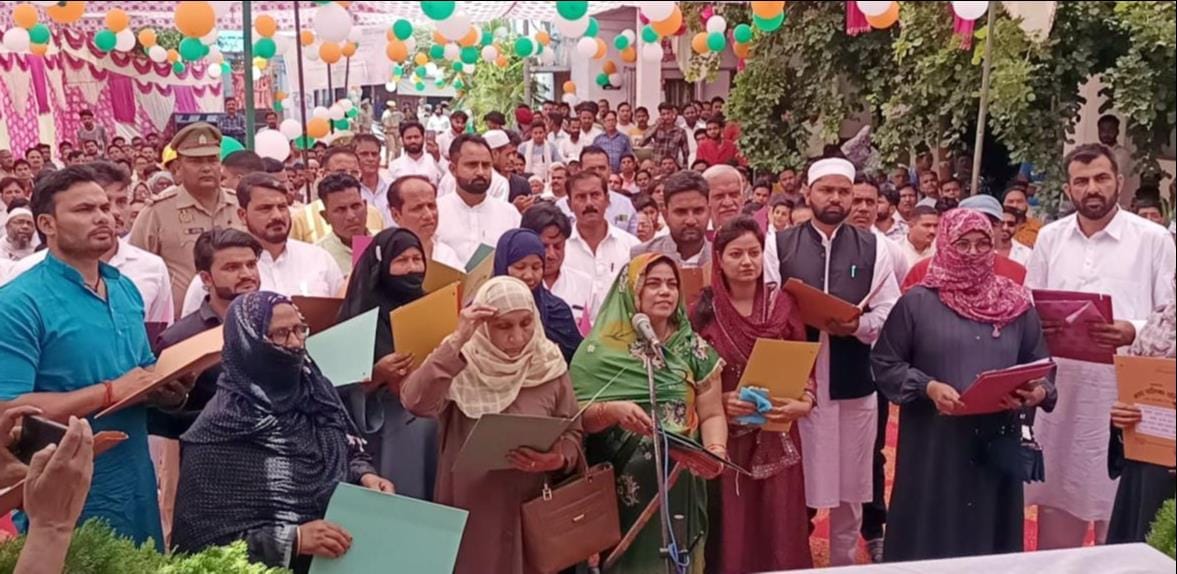 Zeenat Pathan did not reach to take oath, 25 councilors took oath