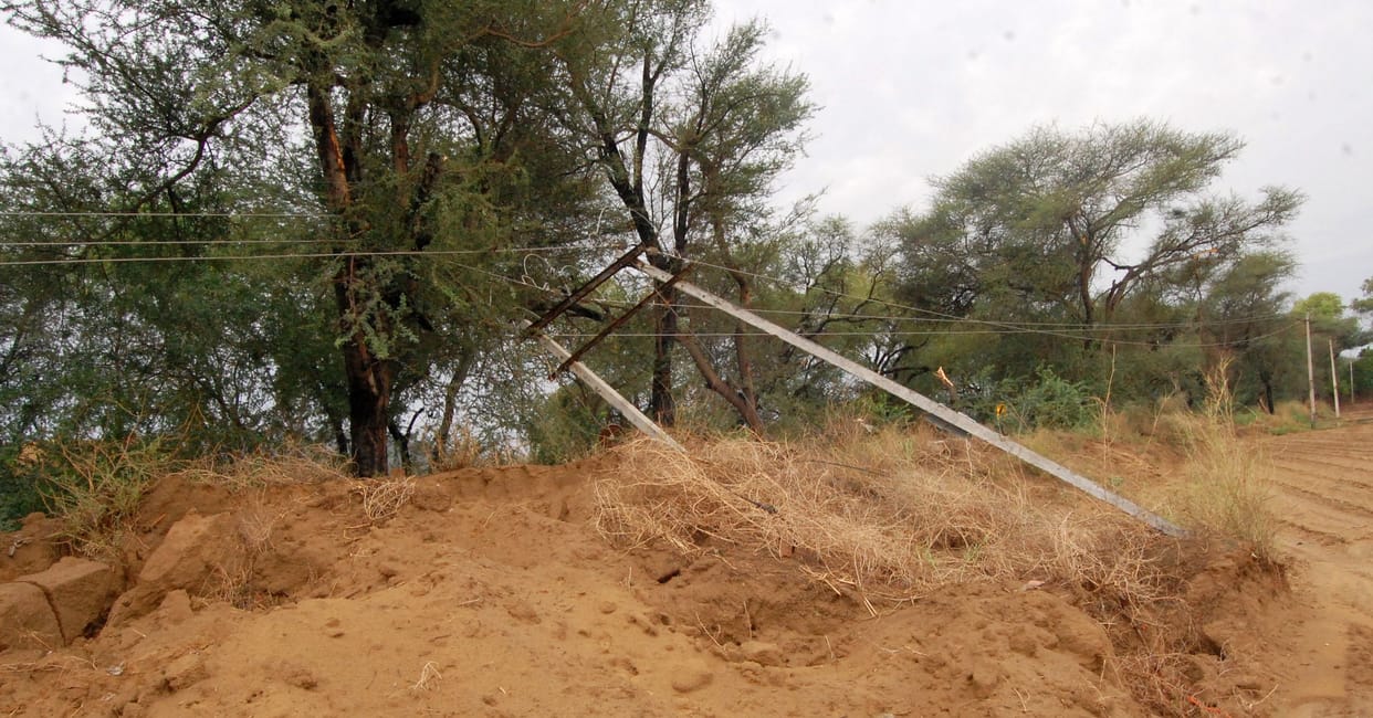Heavy rains in Fatehabad, 90 poles broken, three transformers damaged