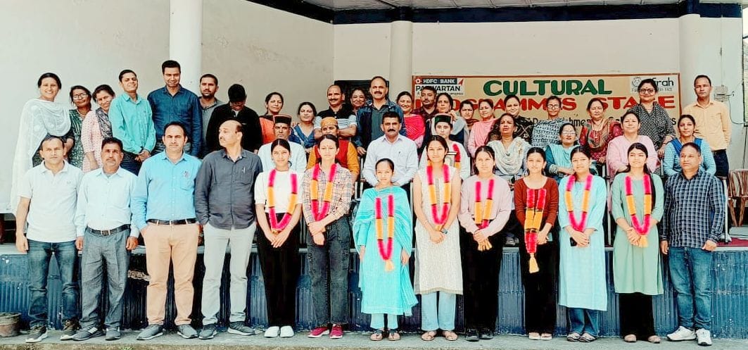 Meritorious girl students of Girls School Rampur honored