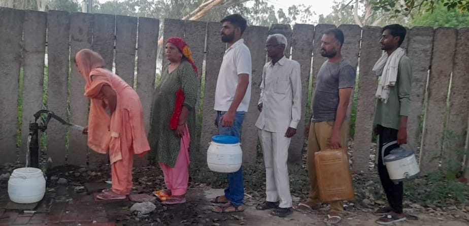 Waiting for water for three years, be responsible