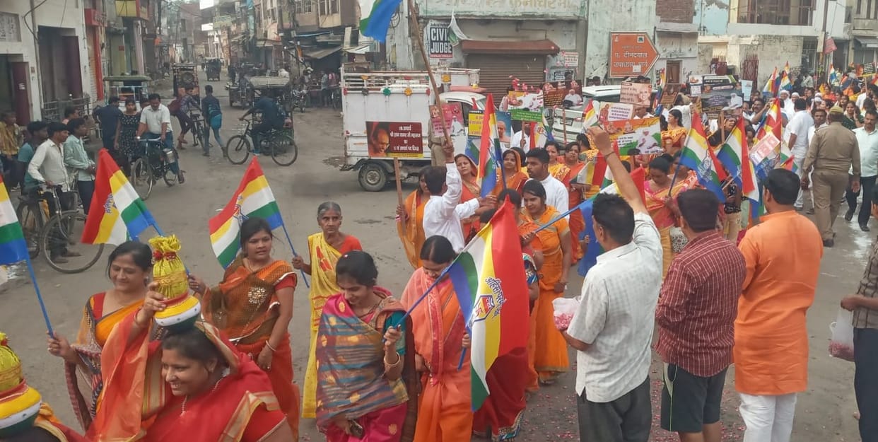 Mart Arshmati entered the city with a march