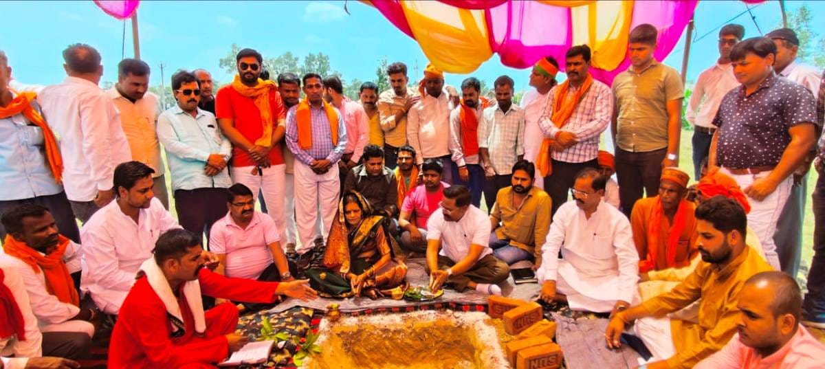 President did Bhoomi Pujan in Nagar Panchayat Ganeshpur