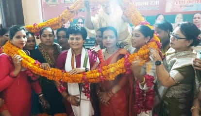 Female wrestlers treated like terrorists