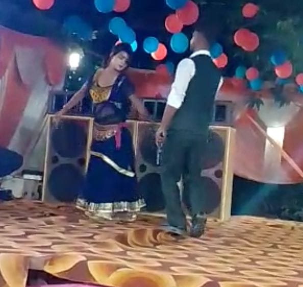 Video of young man dancing with pistols goes viral