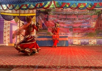 Gomti Festival: Tableaux and songs tied the knot