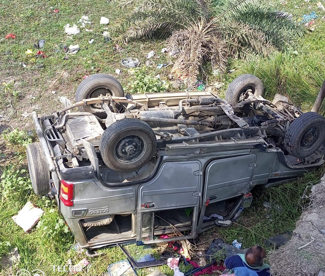 Bolero fell from the ink river bridge, eight injured