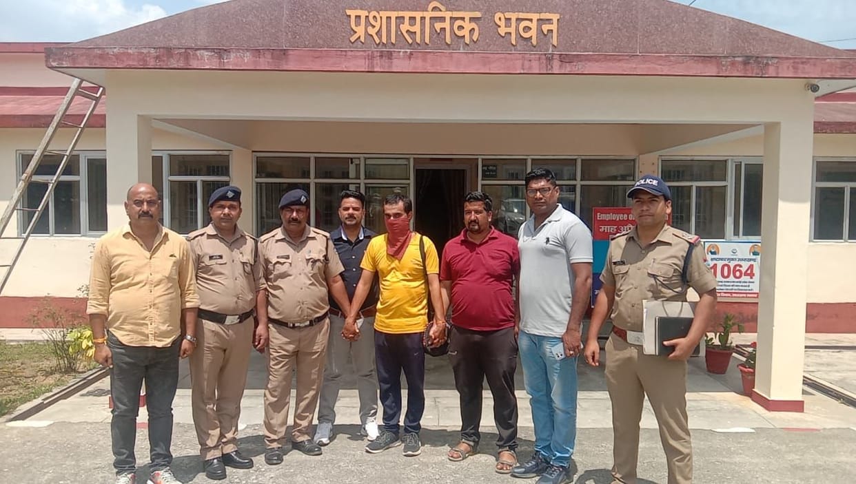 A Nepali citizen in police custody with five kilos of charas