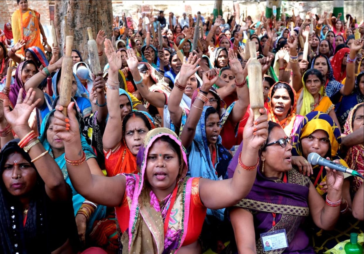 The cooks staged a sit-in for their demands