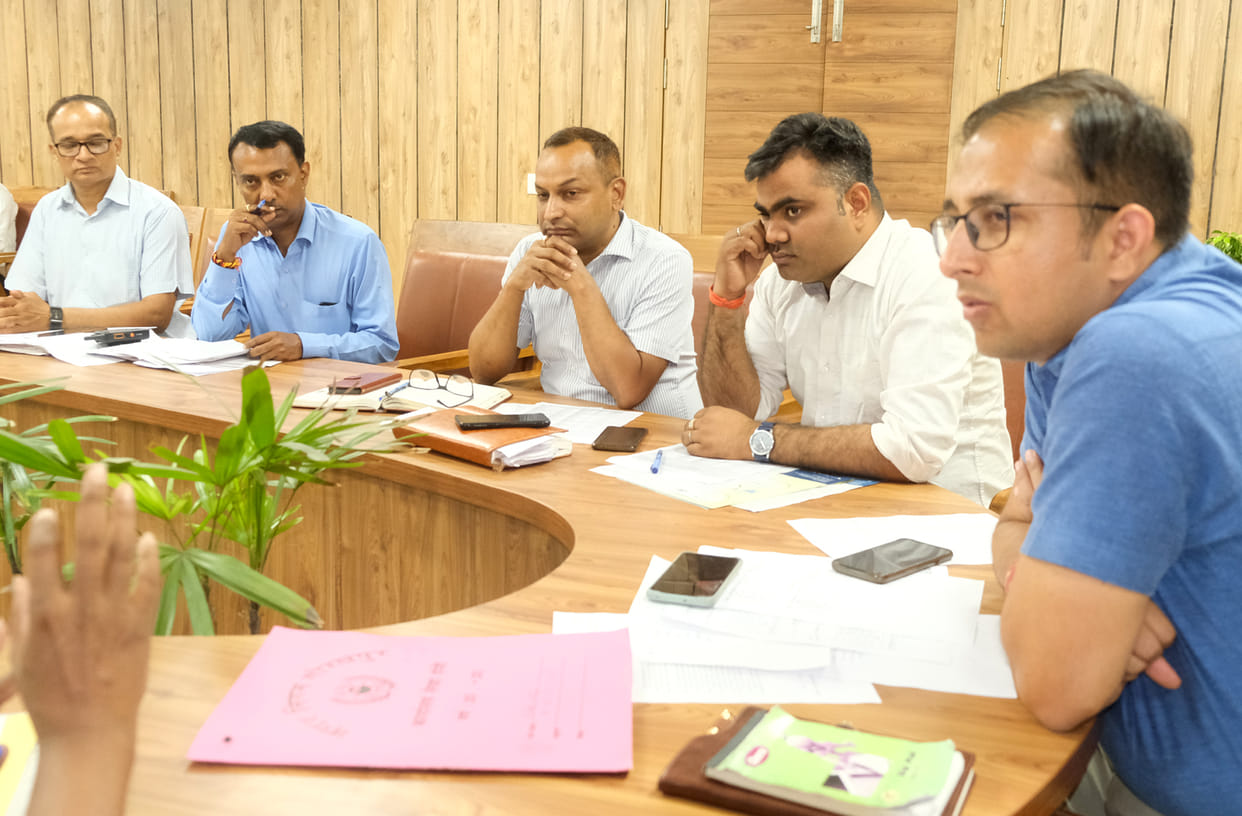 Determine the tax of new 20 buildings built in the Municipal Corporation area daily: Municipal Commissioner