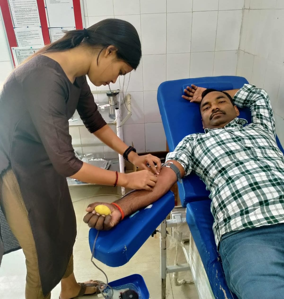 Policeman helped by donating blood